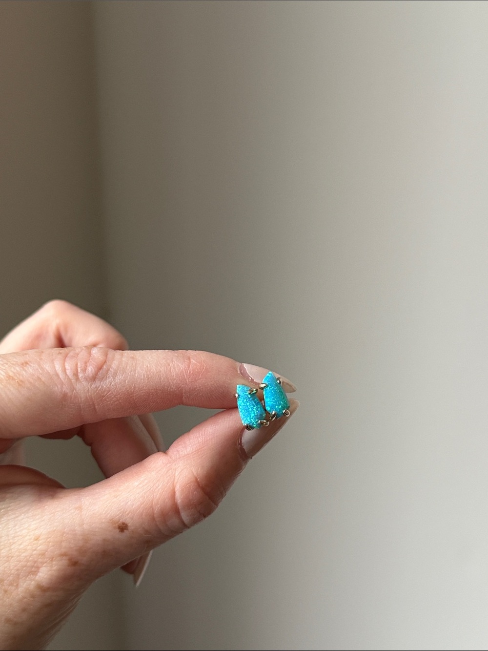 Kendra Scott Turquoise Teardrop Stud Earrings